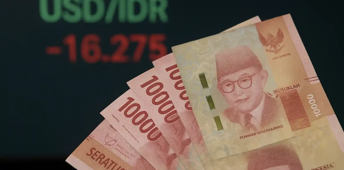 Rupiah Melemah Tunggu Gencatan Senjata AS-China Rupiah Melemah Tunggu Gencatan Senjata AS-China